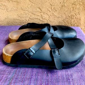 Birkenstock Black Leather Dorian Clogs 6.5/7